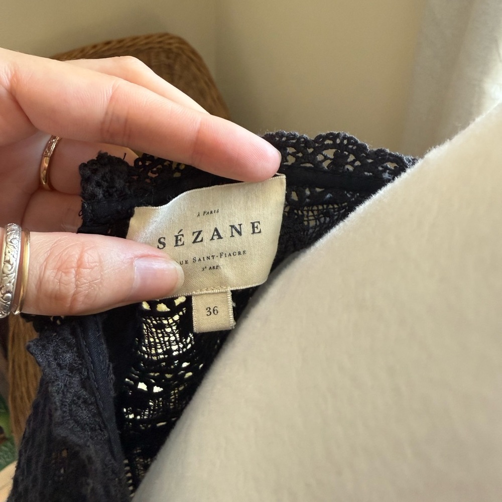 Sezane Black Ruffled Fitted Blouse - Picture 6 of 8